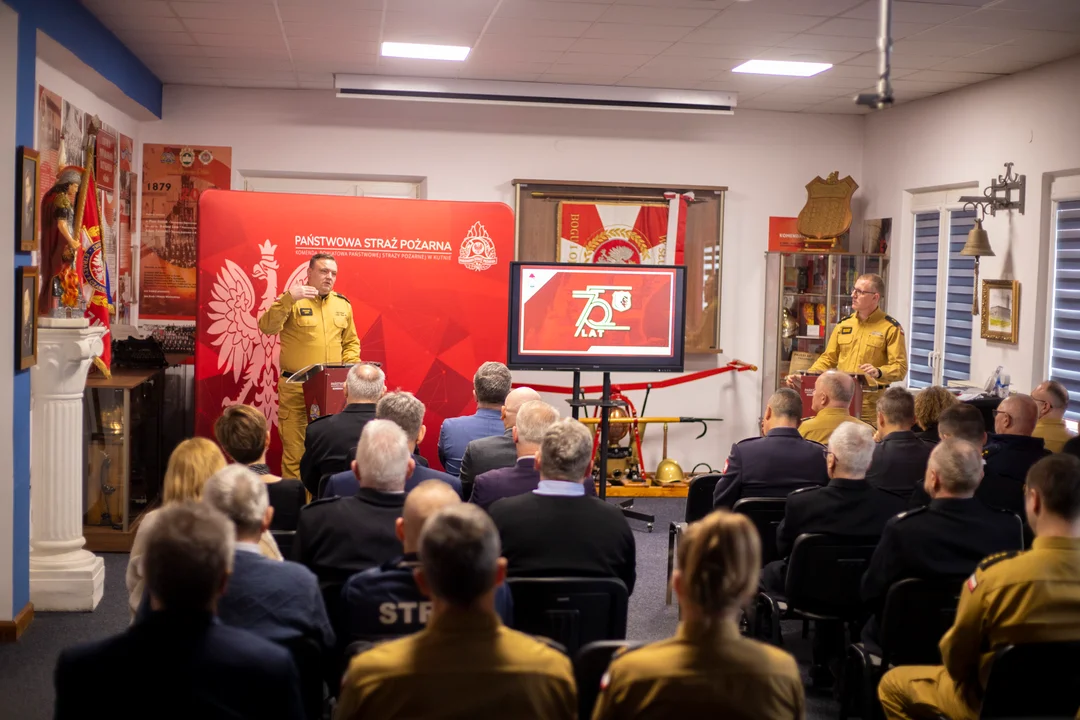 Uroczyście w kutnowskiej komendzie. "Szanujemy tradycję, ale budujemy przyszłość" (ZDJĘCIA) - Zdjęcie główne