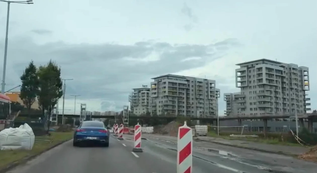 Przebudowa kładek na Zaspie trwa. Pierwsza konstrukcja ma być gotowa we wrześniu