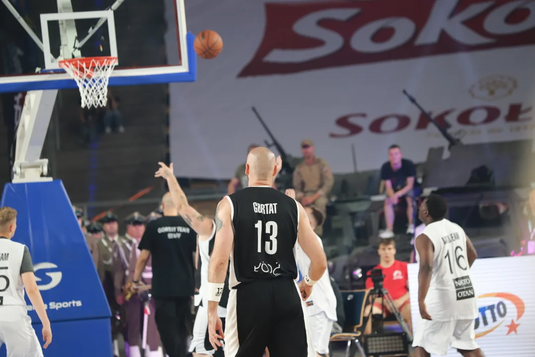 Mecz charytatywny: Gortat Team vs. Żołnierze NATO