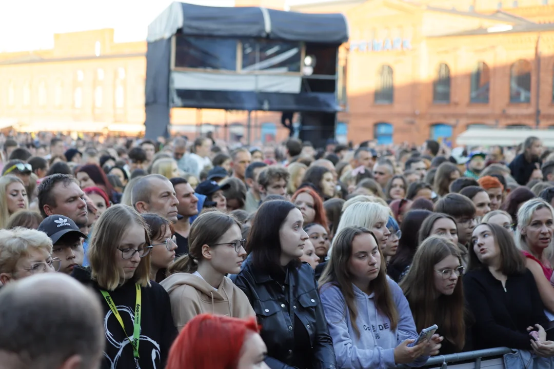 Dawid Kwiatkowski otwiera urodzinową scenę w Manufakturze