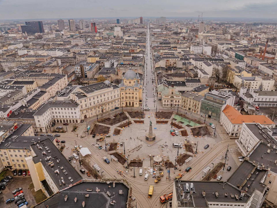 Koniec remontu placu Wolności w Łodzi