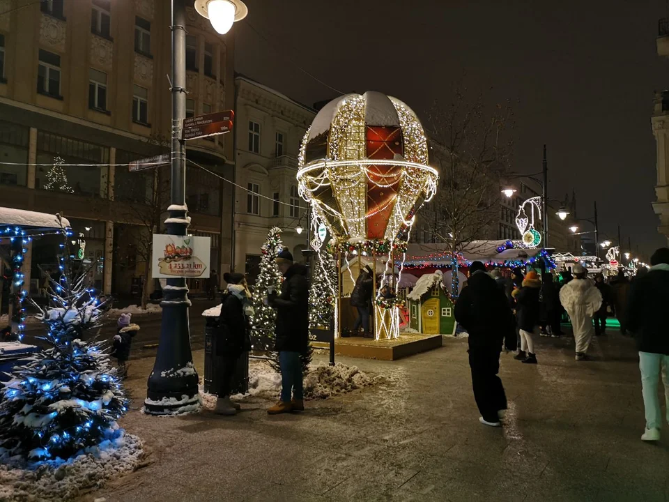 Świąteczna iluminacja na Piotrkowskiej