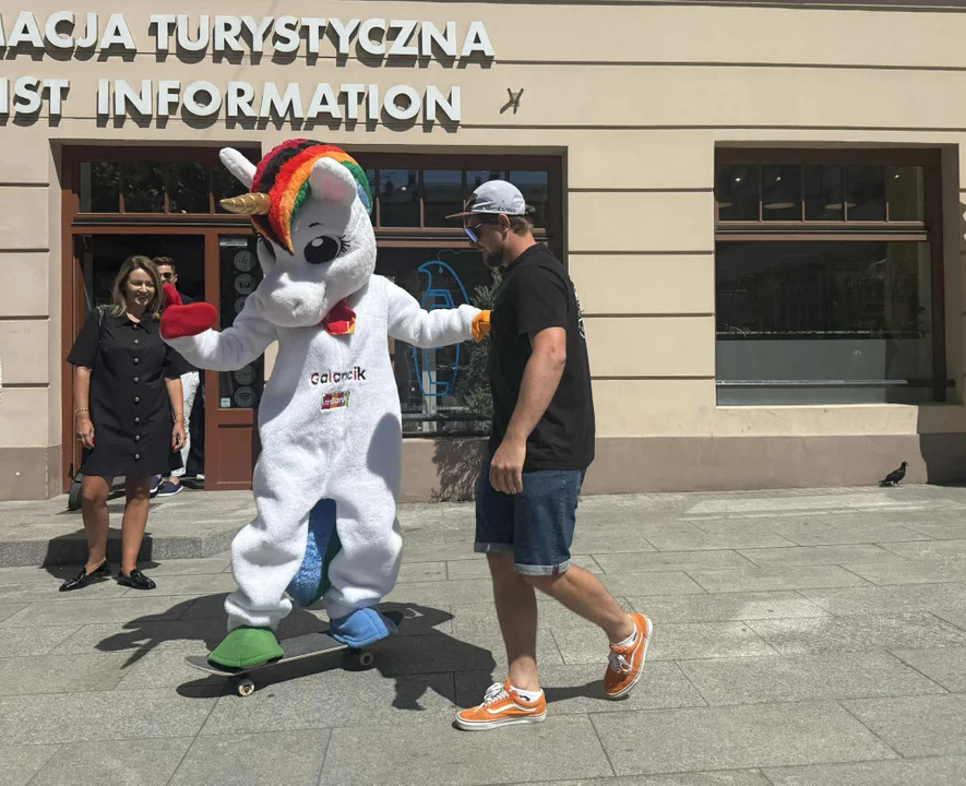 602. urodziny Łodzi przy ul. Piotrkowskiej