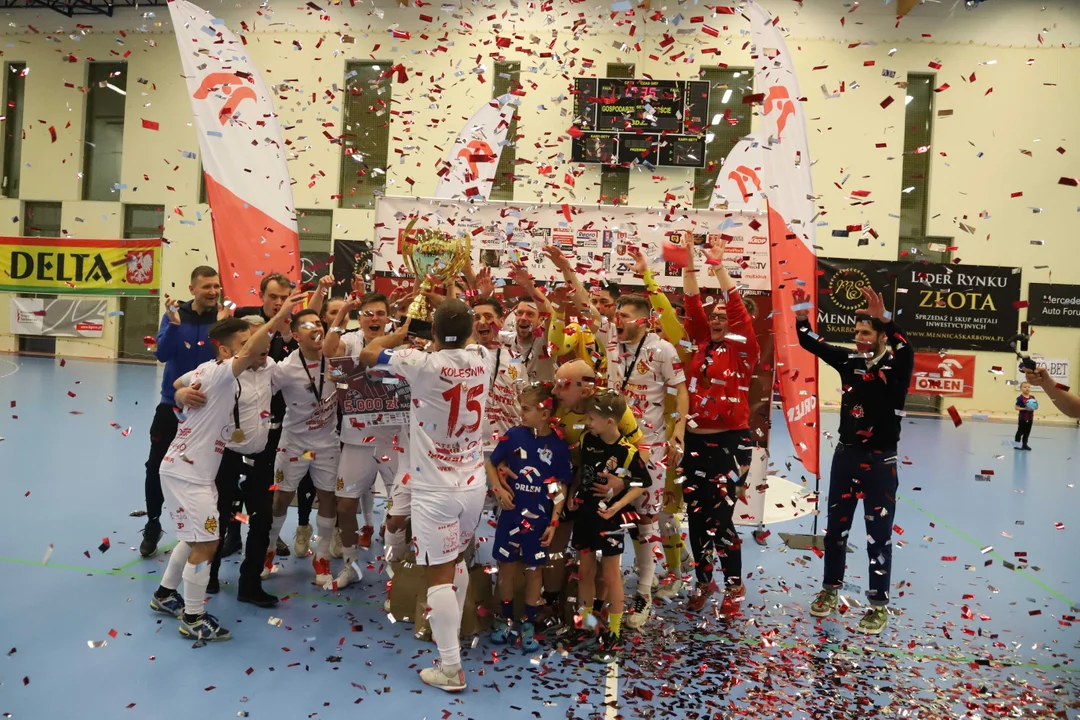 Klątwa przełamana! Red Devil Chojnice wygrywają XIII edycją Płock Cup! [ZDJĘCIA] - Zdjęcie główne