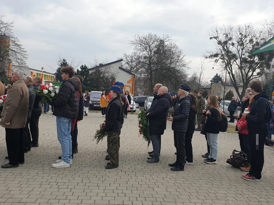 Obchody Zbrodni Zgierskiej na placu Stu straconych [zdjęcia]