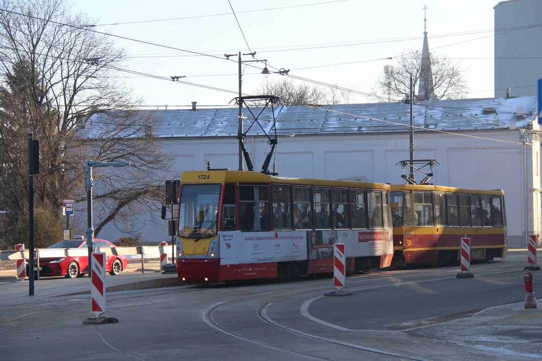 Przystanki tramwajowe przy Wojska Polskiego i Franciszkańskiej