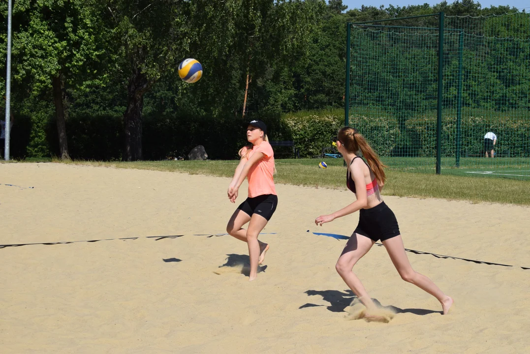 Mistrzostwa powiatu w siatkówce plażowej dziewcząt i chłopców