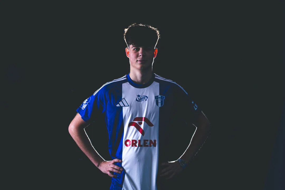 Wisła Płock pozyskała środkowego obrońcę. To 18-letni Białorusin - Zdjęcie główne