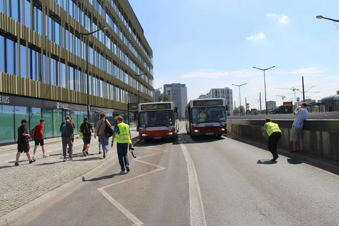 30. lecie Mercedesów O405N - pierwszego autobusu niskopogłowego w Łodzi