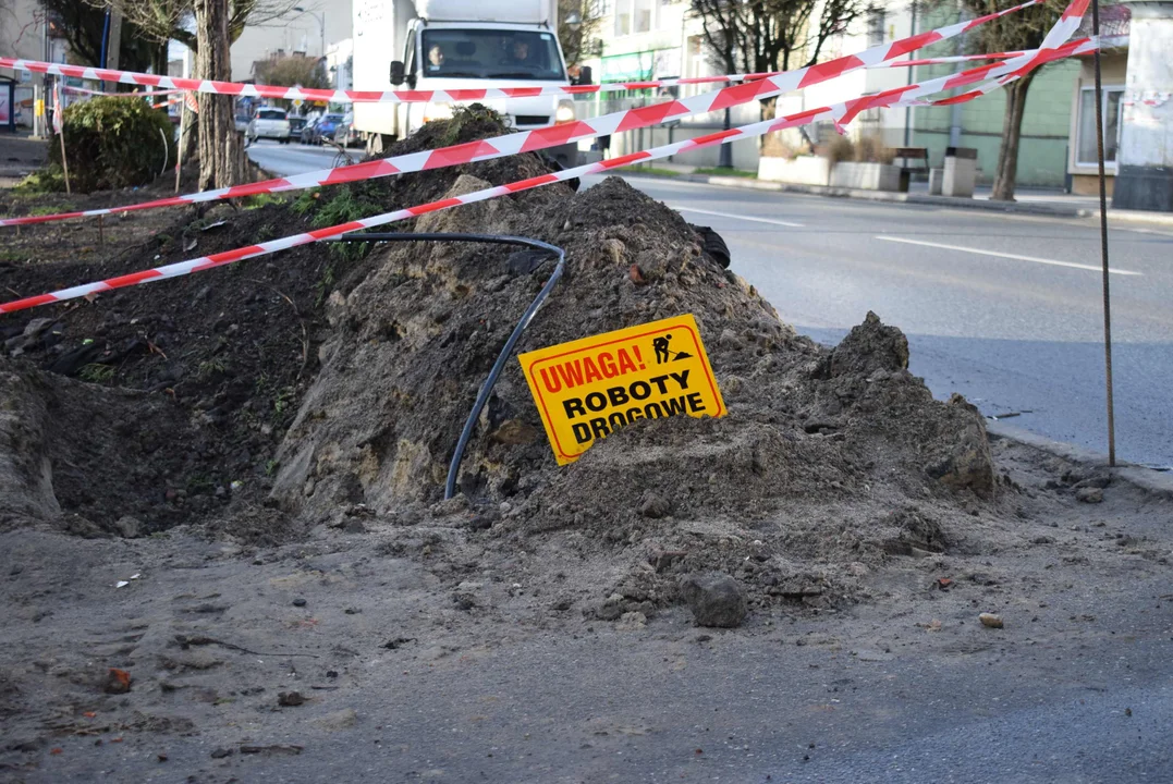 Remont chodnika przy ulicy Długiej w Zgierzu