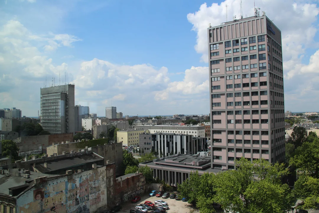 Nowy najemca w łódzkiej Bramie Miasta. Ten widok naprawdę robi wrażenie!