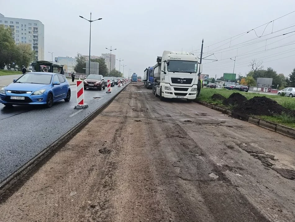 Utrudnienia na ulicy Rokicińskiej w Łodzi