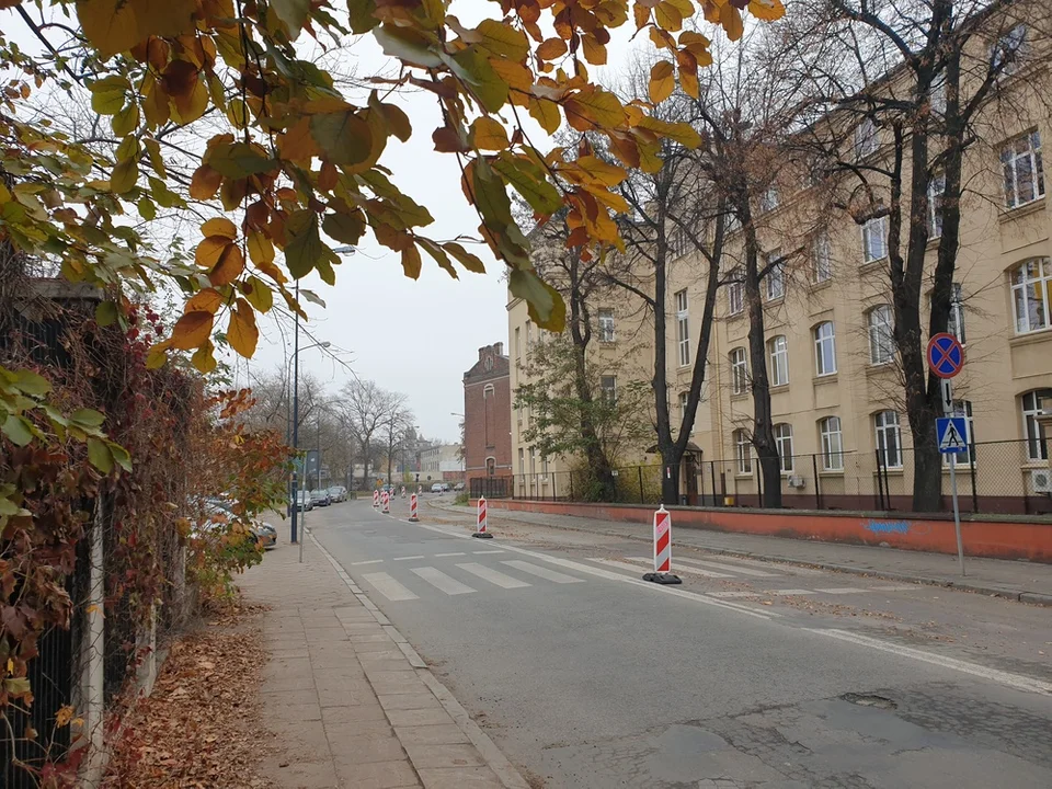 Utrudnienia w Łodzi. Trwa remont ulic Tymienieckiego i Sienkiewicza