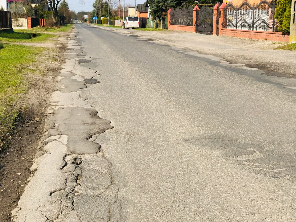 Urząd planuje nową inwestycję pod Bełchatowem. Kierowcy długo na to czekali - Zdjęcie główne