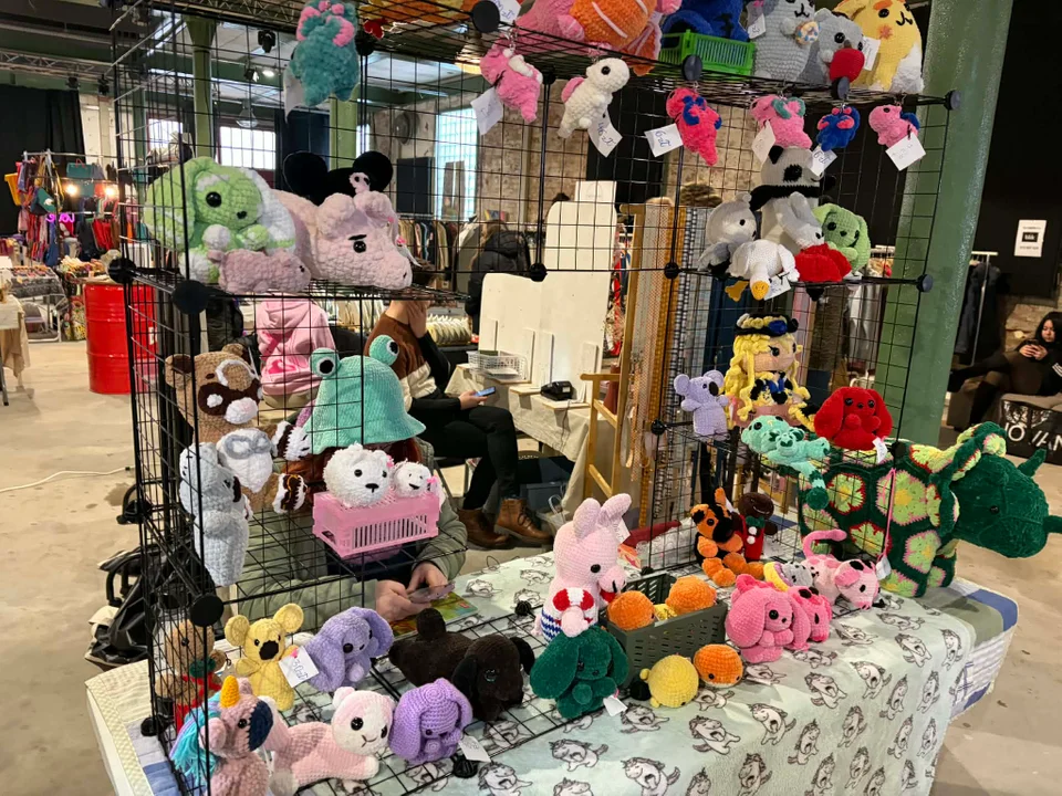 Targ Miejski AMORE w 100czni. Lokalne rękodzieło i unikatowe przedmioty - Zdjęcie główne