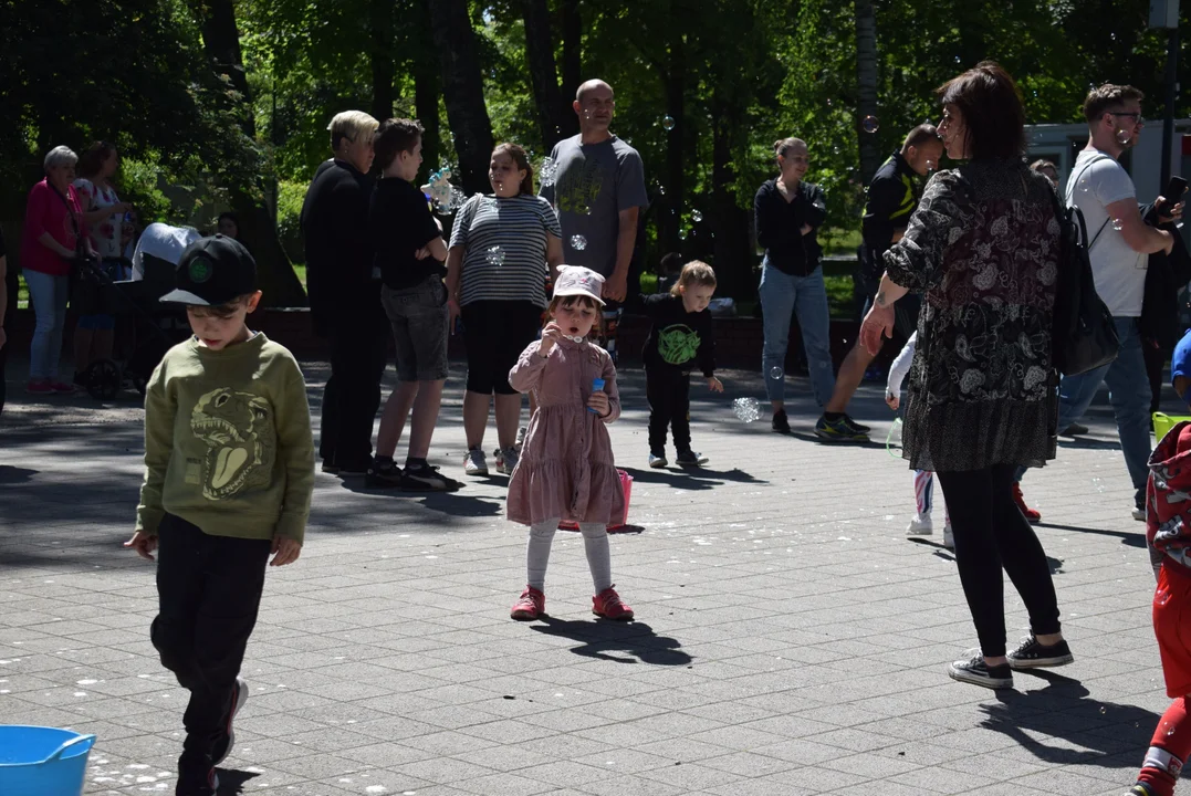 Festiwal baniek mydlanych i kolorów w Parku Miejskim w Zgierzu