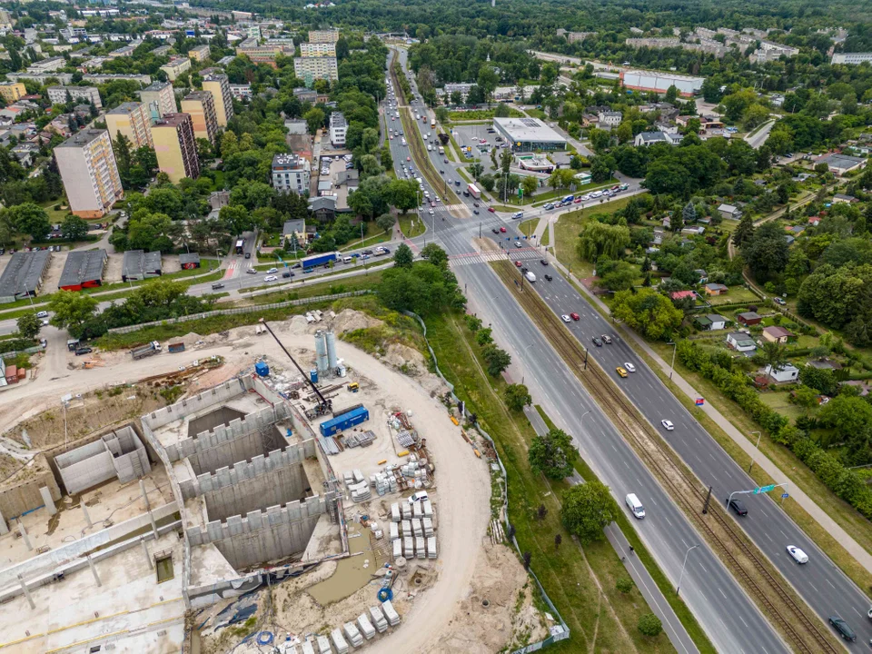 Budowa tunelu kolejowego pod Łodzią. Tarcza „Faustyna” przejdzie pod al. Włókniarzy. "Katarzyna" wznawia pracę [ZDJĘCIA] - Zdjęcie główne