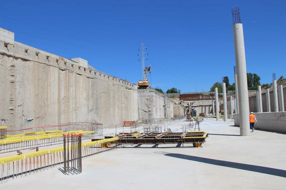 Trwa budowa tunelu kolejowego pod Łodzią - odcinek do przystanku Łódź Koziny