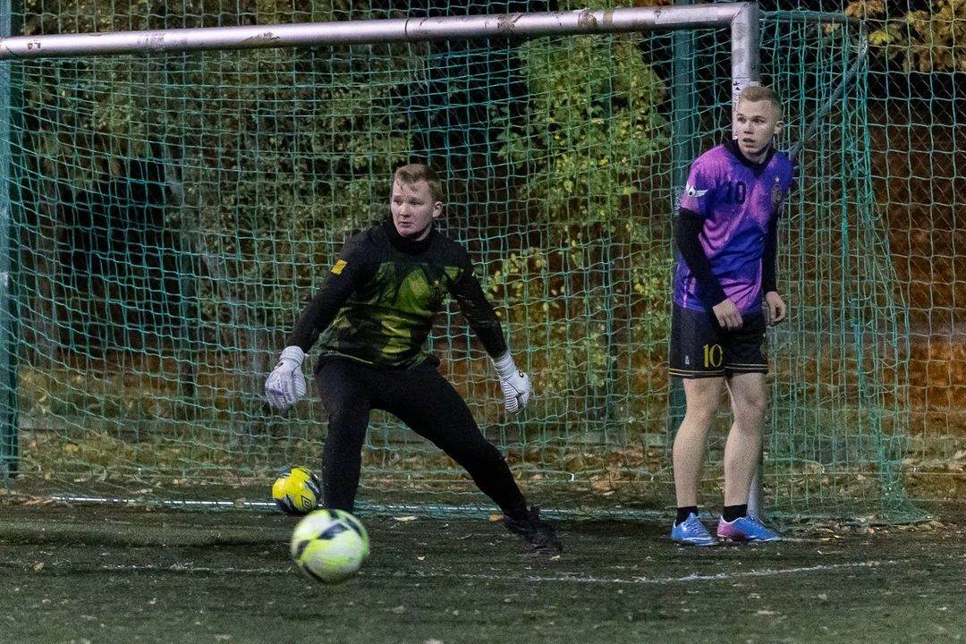 Duże emocje w spotkaniu AGKS 2 oraz FC Farselona w rozgrywkach Playareny