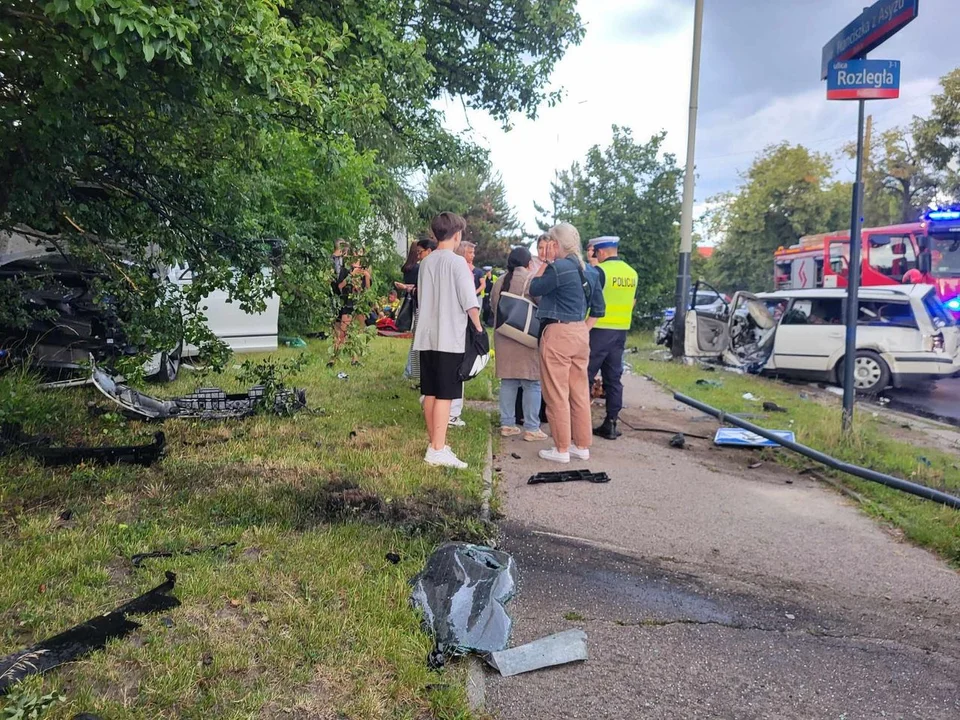 Pościg na łódzkich ulicach. Jedna osoba wypadła z pojazdu [AKTUALIZACJA] - Zdjęcie główne