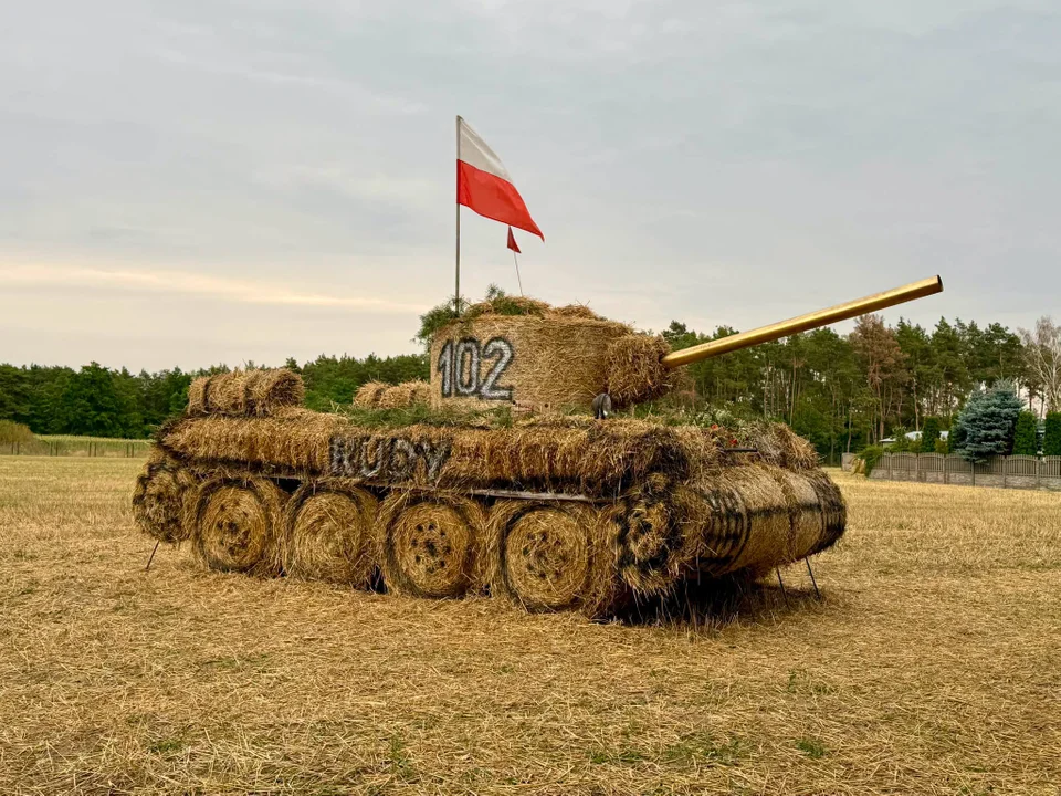 Czołg w gminie Zelów