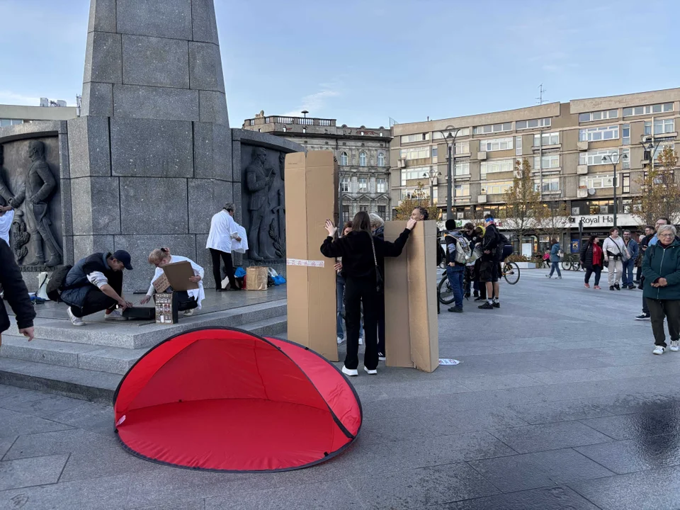 Manifestacja Łódzkiego Stowarzyszenia Lokatorów