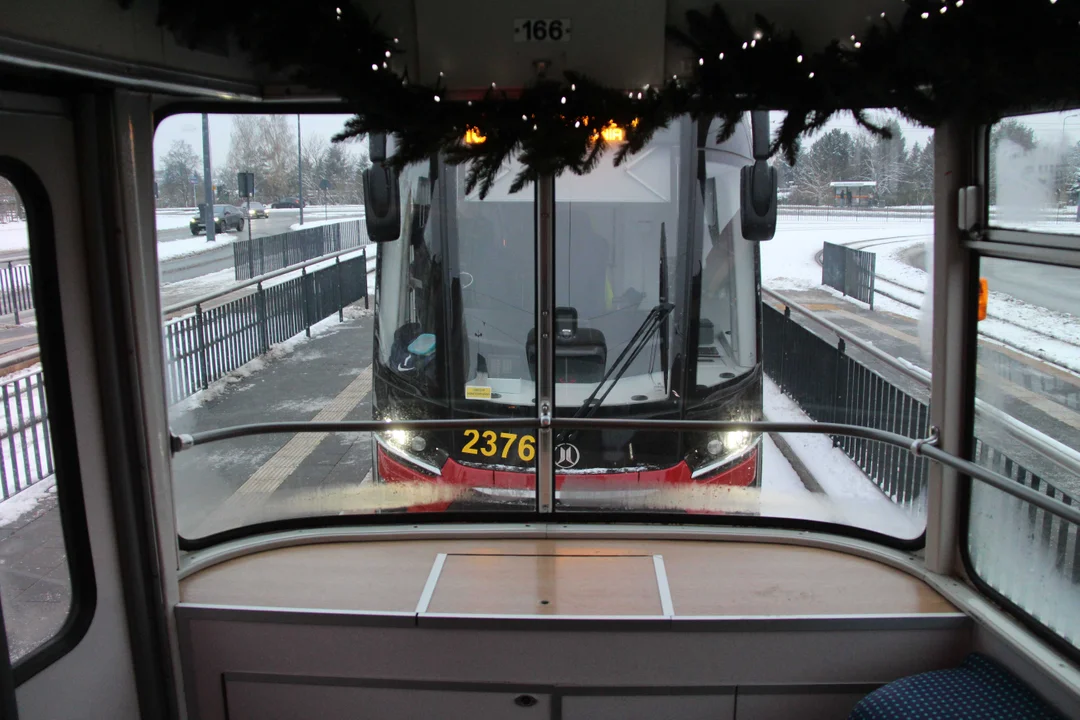 Mikołajkowy tramwaj MPK Łódź wyruszył na ulice Łodzi