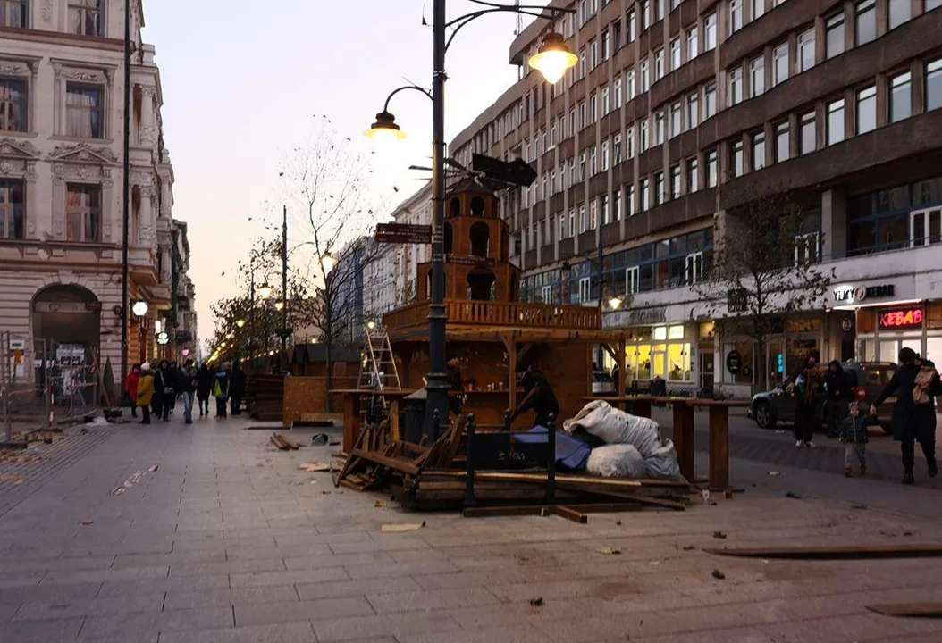 Jarmark świąteczny na ulicy Piotrkowskiej