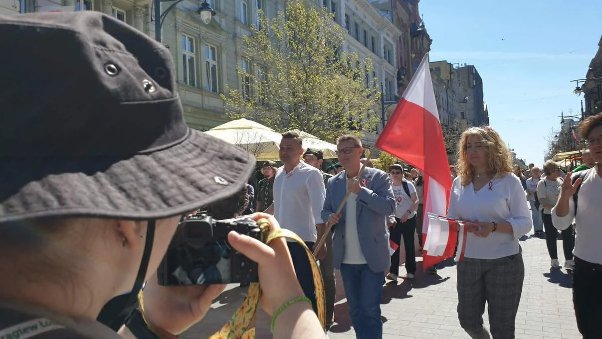 Patriotyczne defilady przeszły przez Łódź i Zgierz