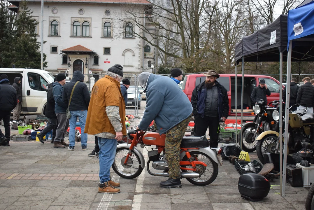 Zimowa edycja Moto Weteran Bazar 2025