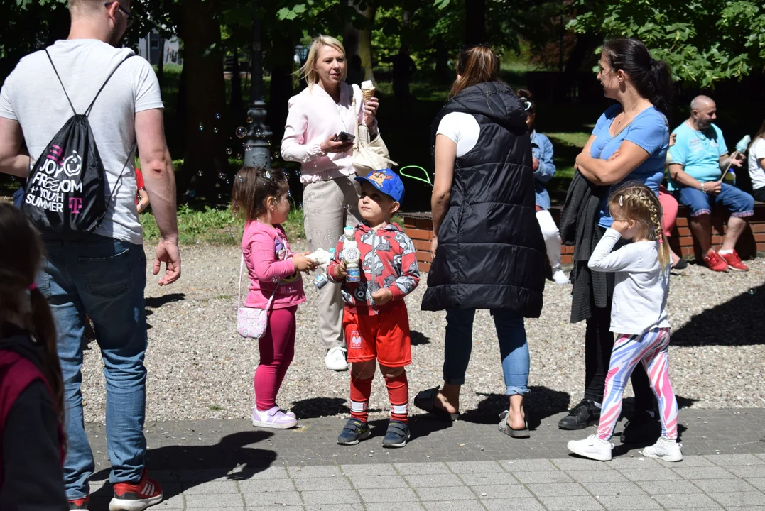 Festiwal baniek mydlanych i kolorów w Parku Miejskim w Zgierzu