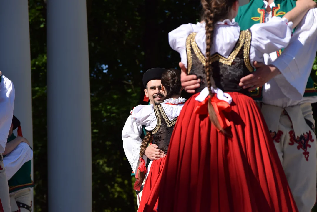 Spotkanie z folklorem w Parku Julianowskim