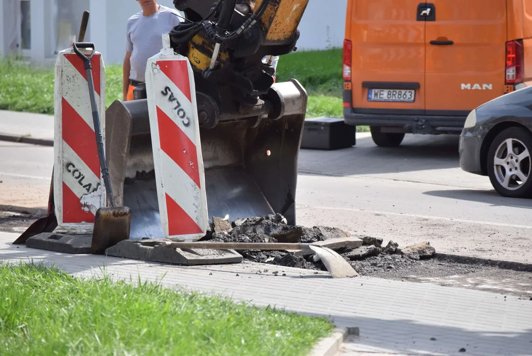 Wymiana nawierzchni na ulicy Rembowskiego