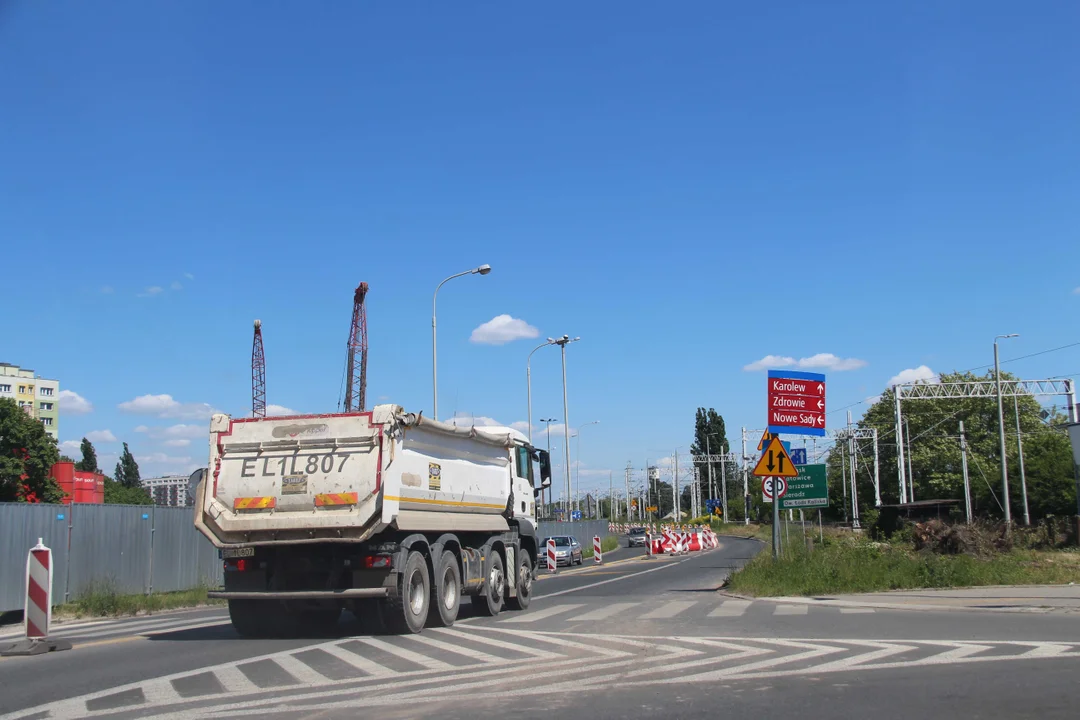 Utrudnienia dla kierowców na Retkini - trwa budowa tunelu Kolei Dużych Prędkości