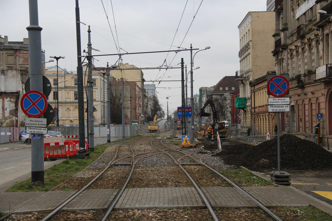 Budowa przystanku kolejowego Łódź Śródmieście - stan na 18.03.2024 r.