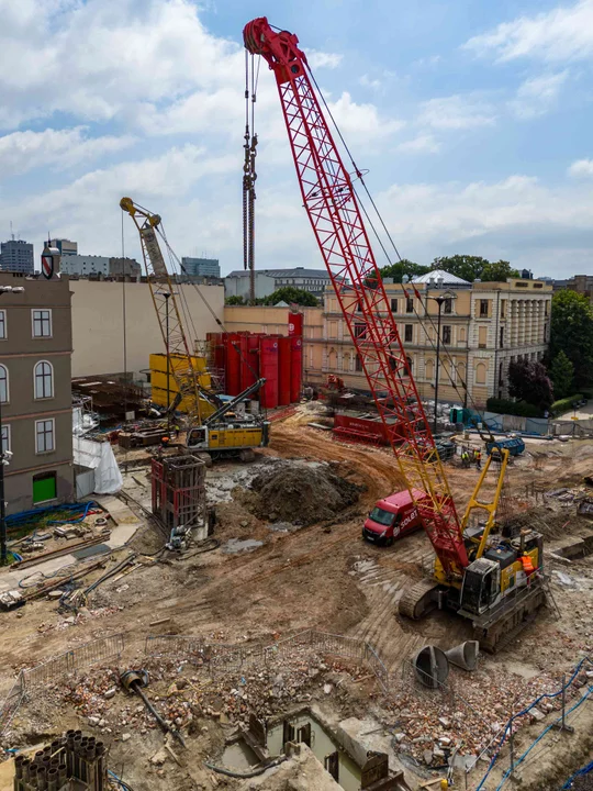 Tutaj powstaje podziemna stacja kolejowa "Łódź Śródmieście"