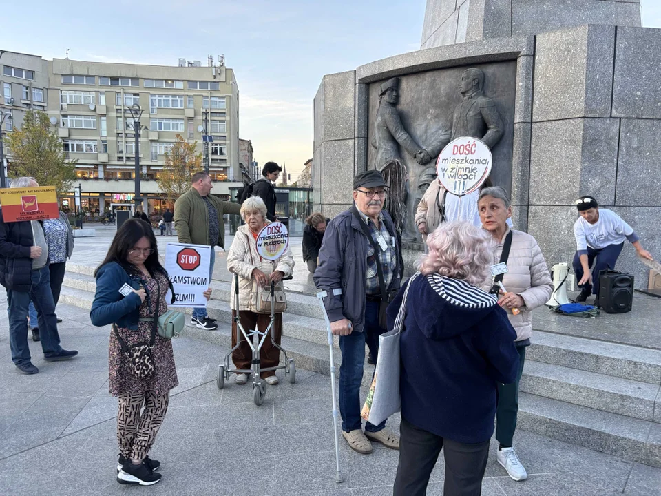 Manifestacja Łódzkiego Stowarzyszenia Lokatorów