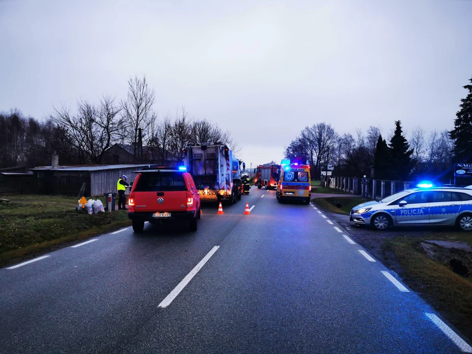 Wypadek  śmiertelny na drodze wojewódzkiej w Tarnówce w gminie Szadek