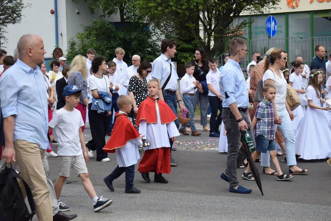 procesja Bożego Ciała w parafii Matki Bożej Dobrej Rady w Zgierzu