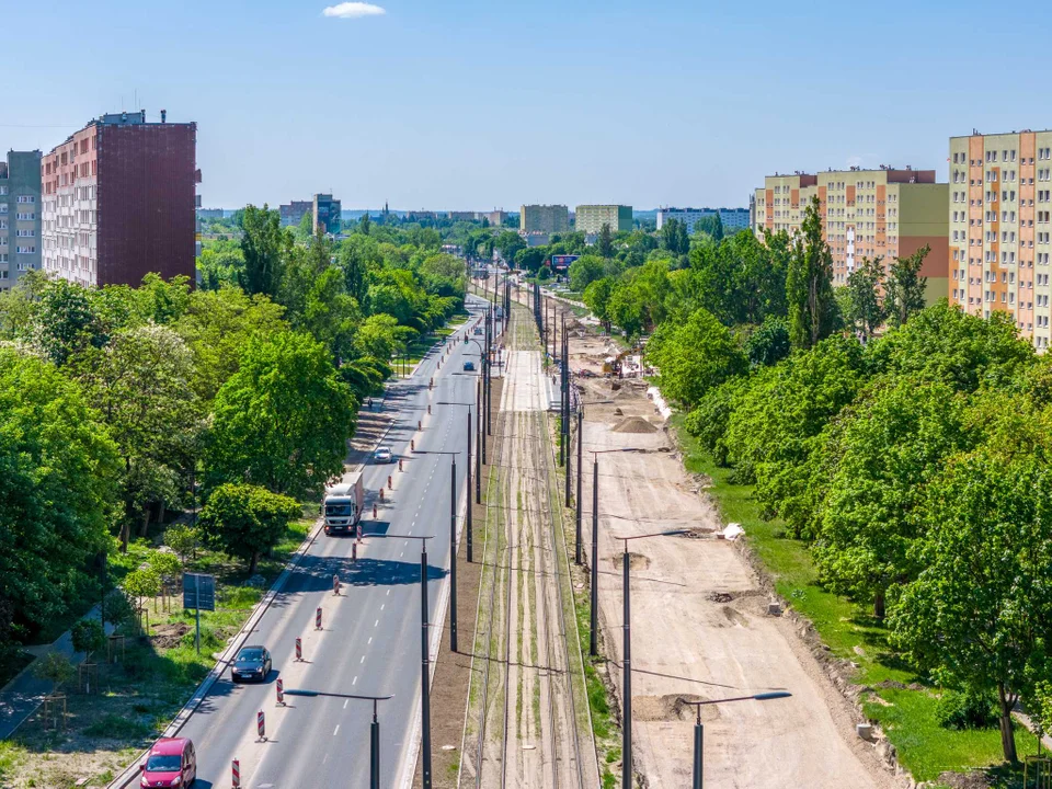 Trwa remont al. Śmigłego-Rydza od Przybyszewskiego do Dąbrowskiego