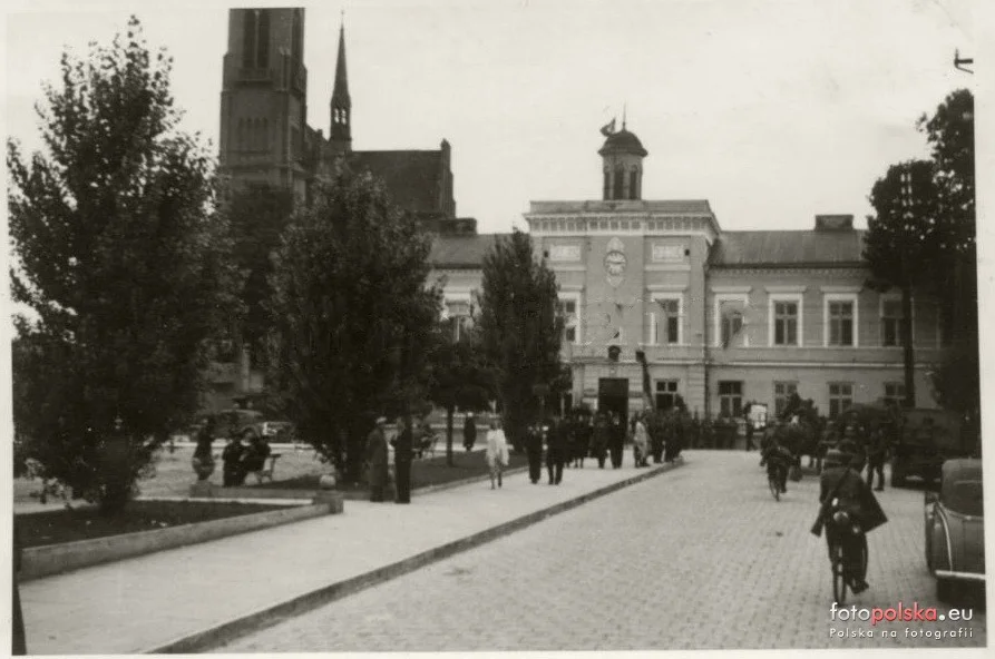 Jak zmieniał się dzisiejszy Plac Jana Pawła II?