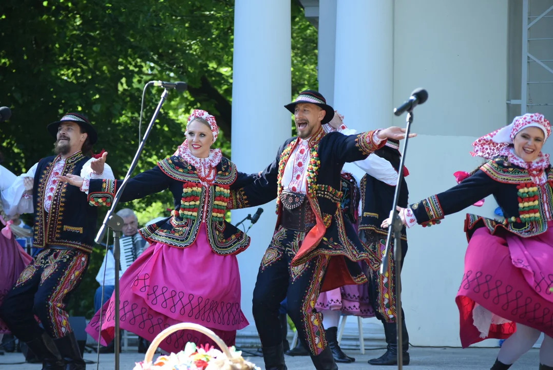 Spotkanie z folklorem w Parku Julianowskim