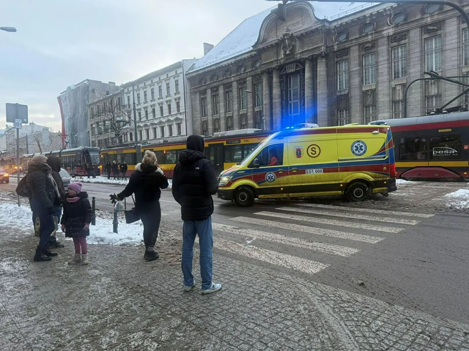 Dramat w tramwaju w Łodzi: pobity nastolatek trafił do szpitala. Sądny dzień dla MPK - Zdjęcie główne