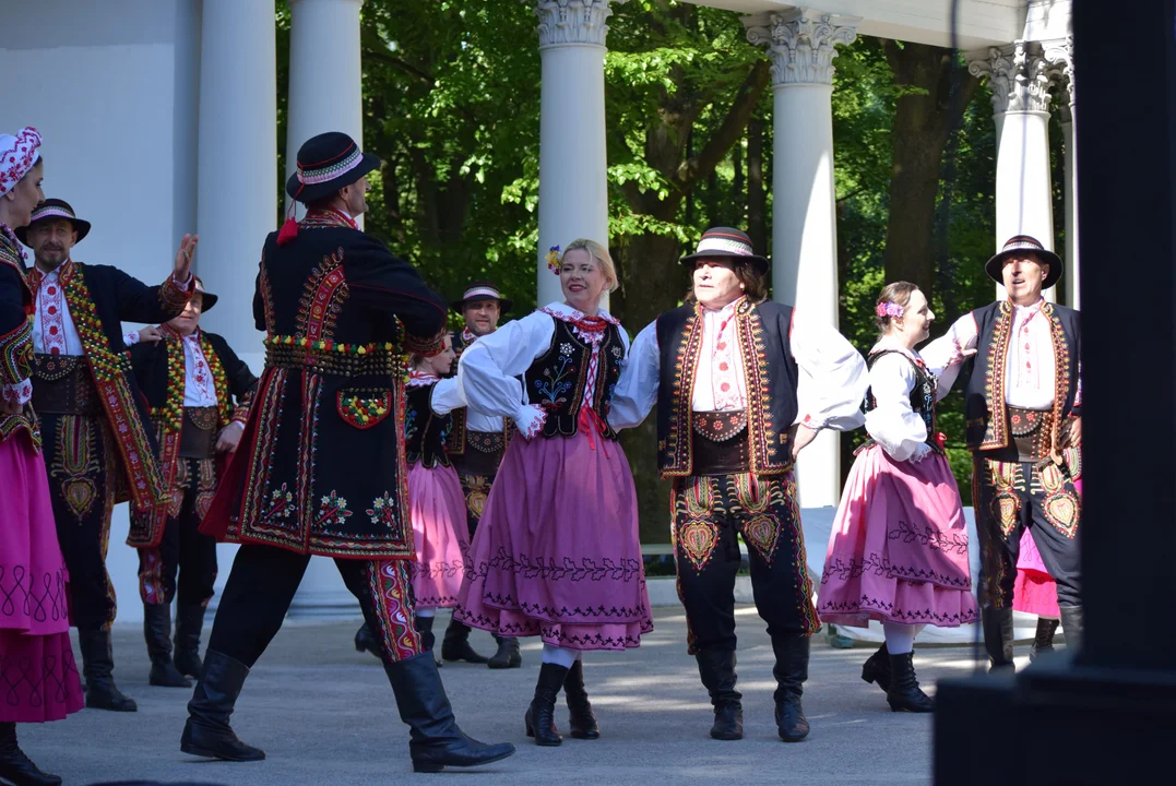 Spotkanie z folklorem w Parku Julianowskim