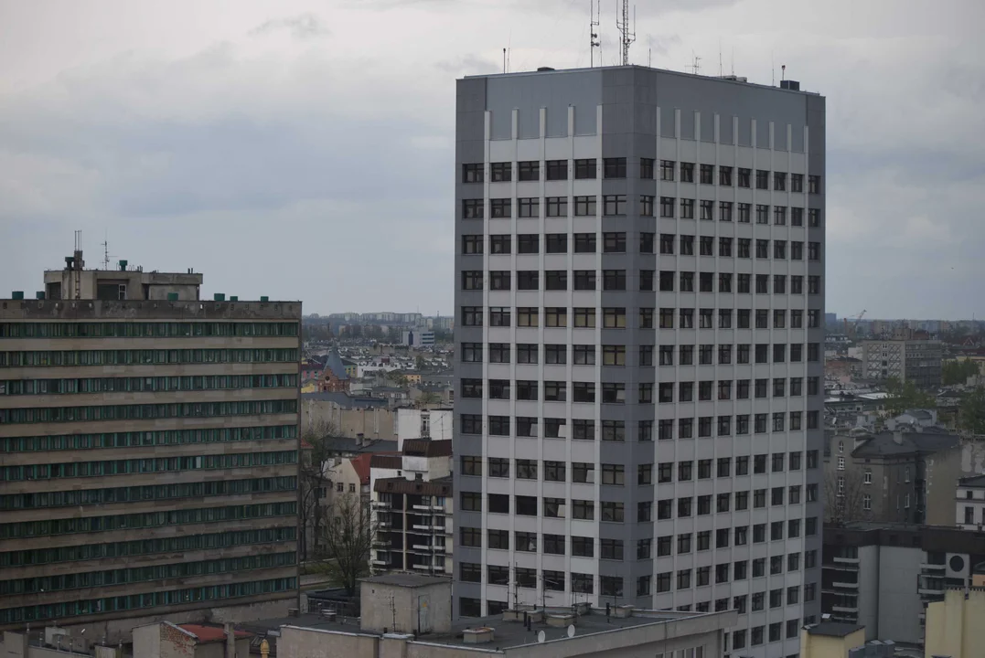 Panorama miasta widziana z wieżowca Red Tower