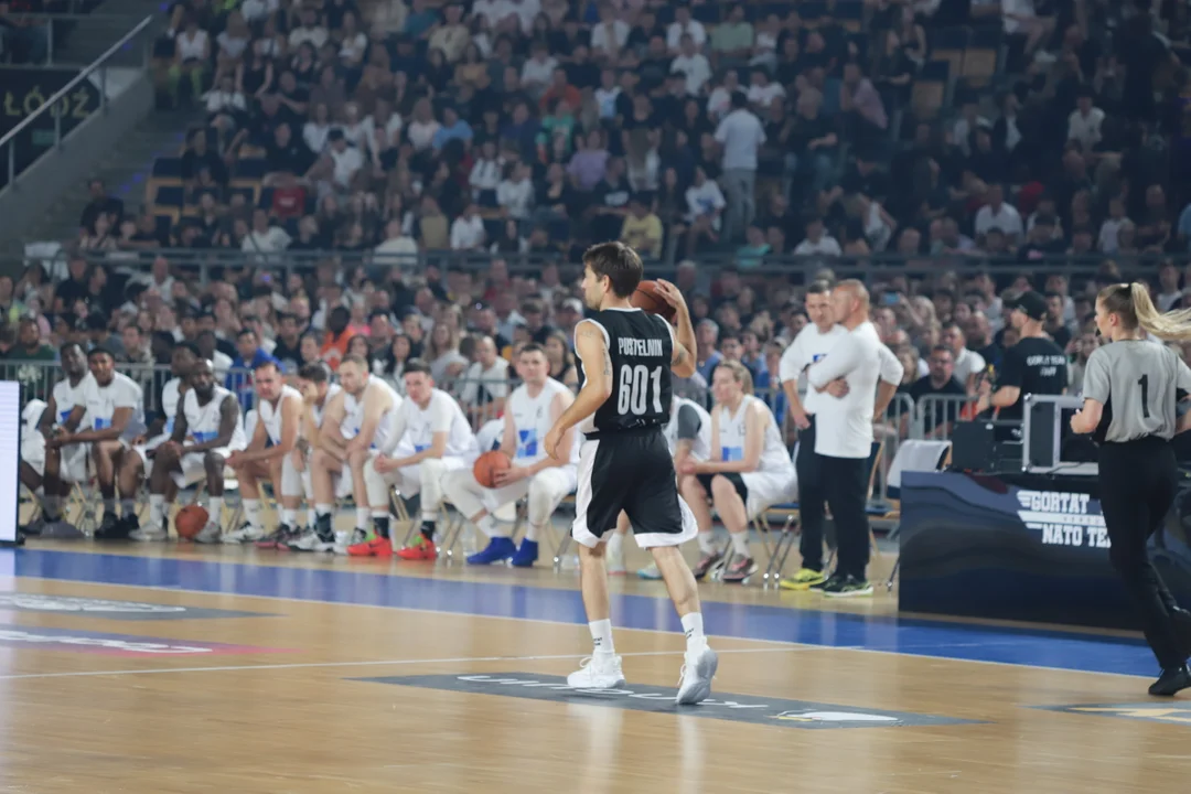 Mecz charytatywny: Gortat Team vs. Żołnierze NATO