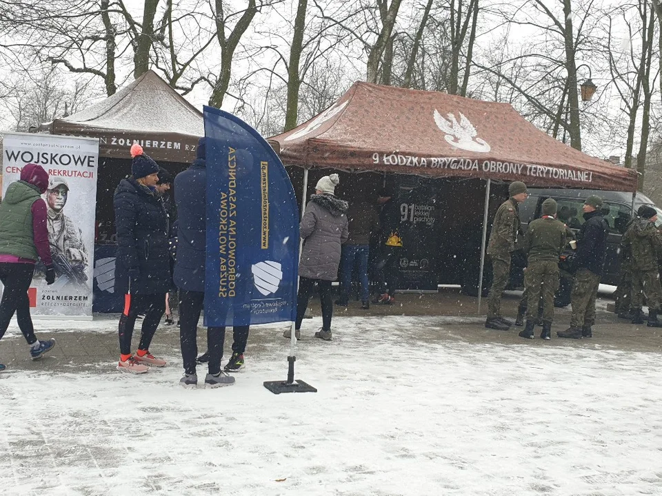 Bieg Tropem Wilczym w Zgierzu. Mimo kiepskiej pogody było naprawdę gorąco