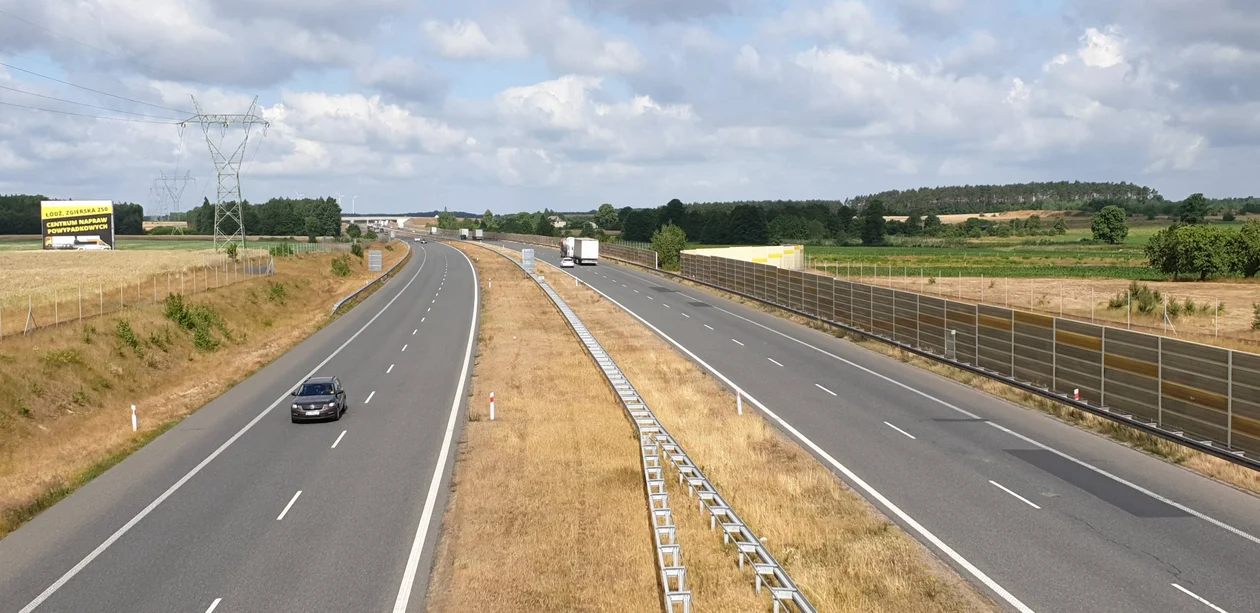 Zmiana nawierzchni i utrudnienia na autostradzie A2