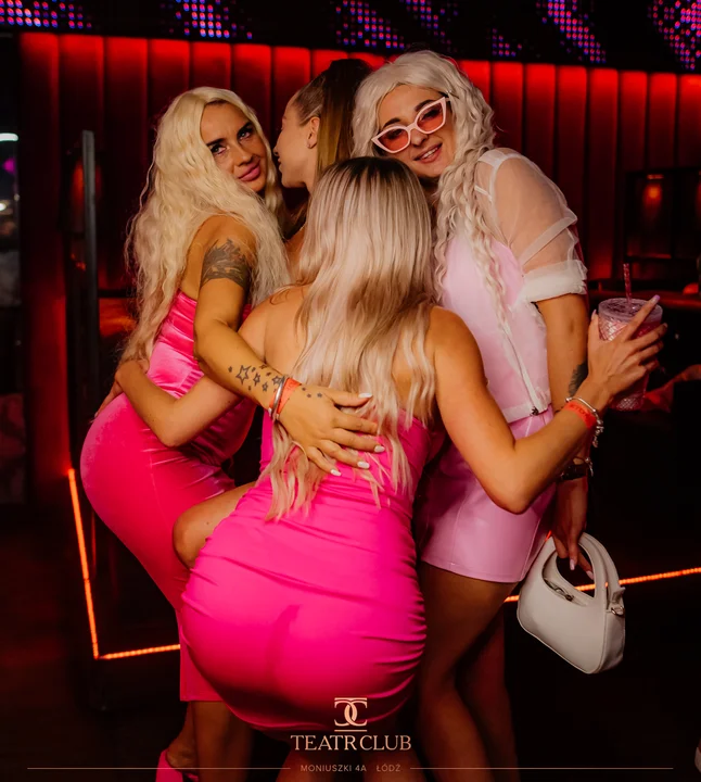 Różowa impreza w stylu Barbie w Teatr Club Łódź