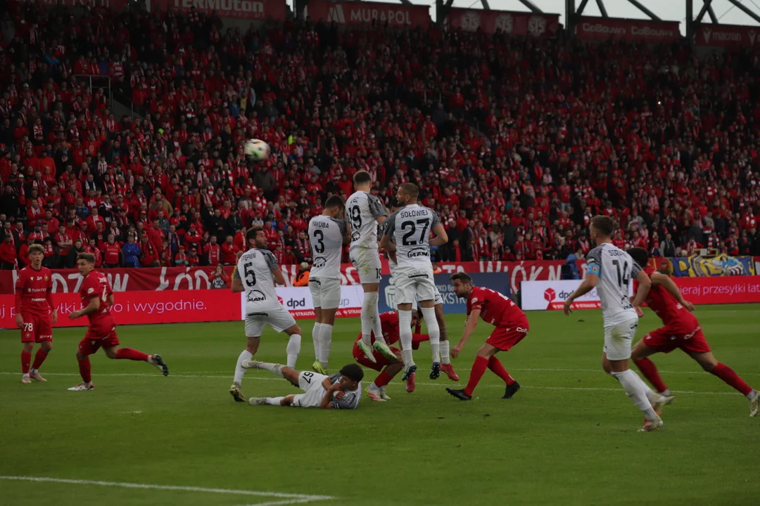 Widzew Łódź kontra Puszcza Niepołomice